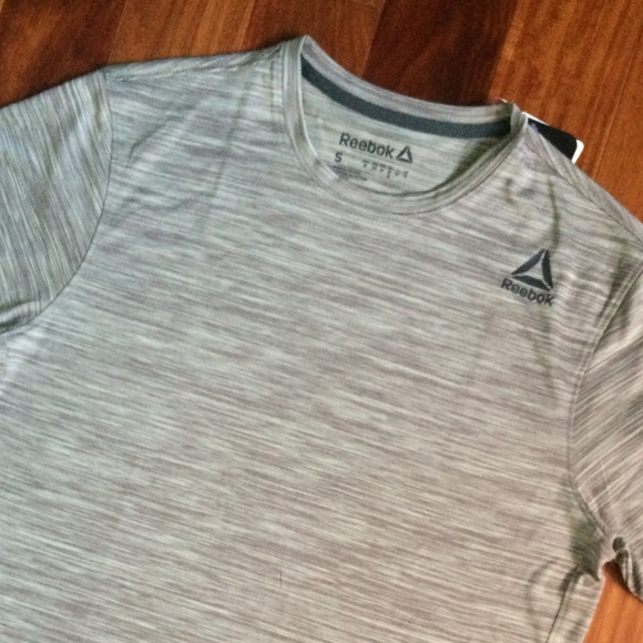 Men's Reebok Performance Tee Small - Taupe   NEW - Picture 3 of 5